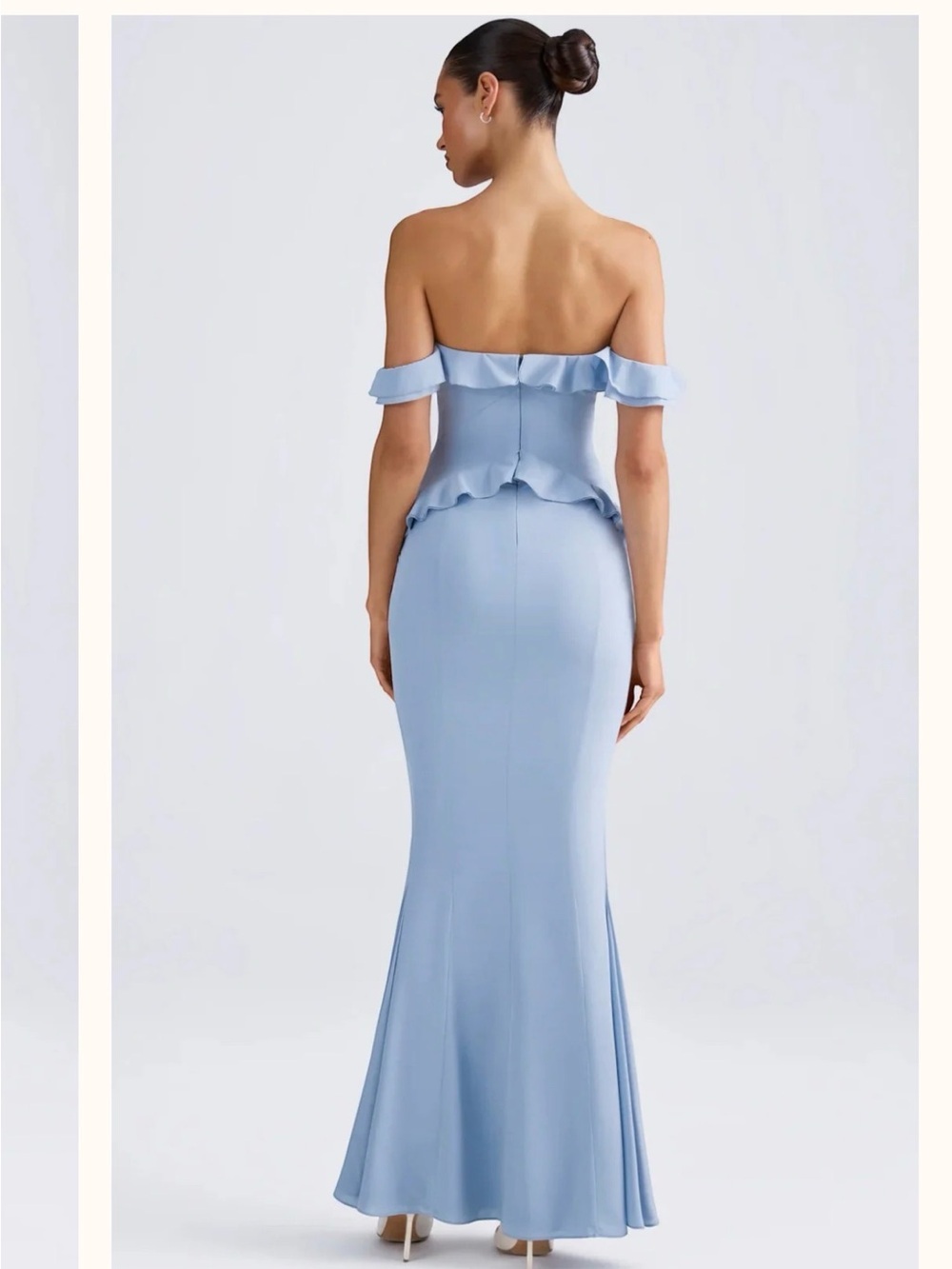 Oh Polly Elegant Off-Shoulder Ruffled Maxi Dress in Light Blue - Picture 4 of 8